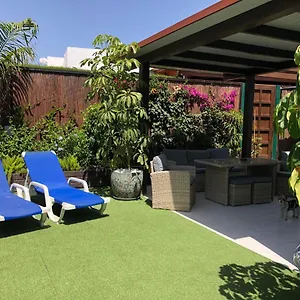 Villa Portos With Amazing Privet Garden, Playa del Ingles (Gran Canaria)